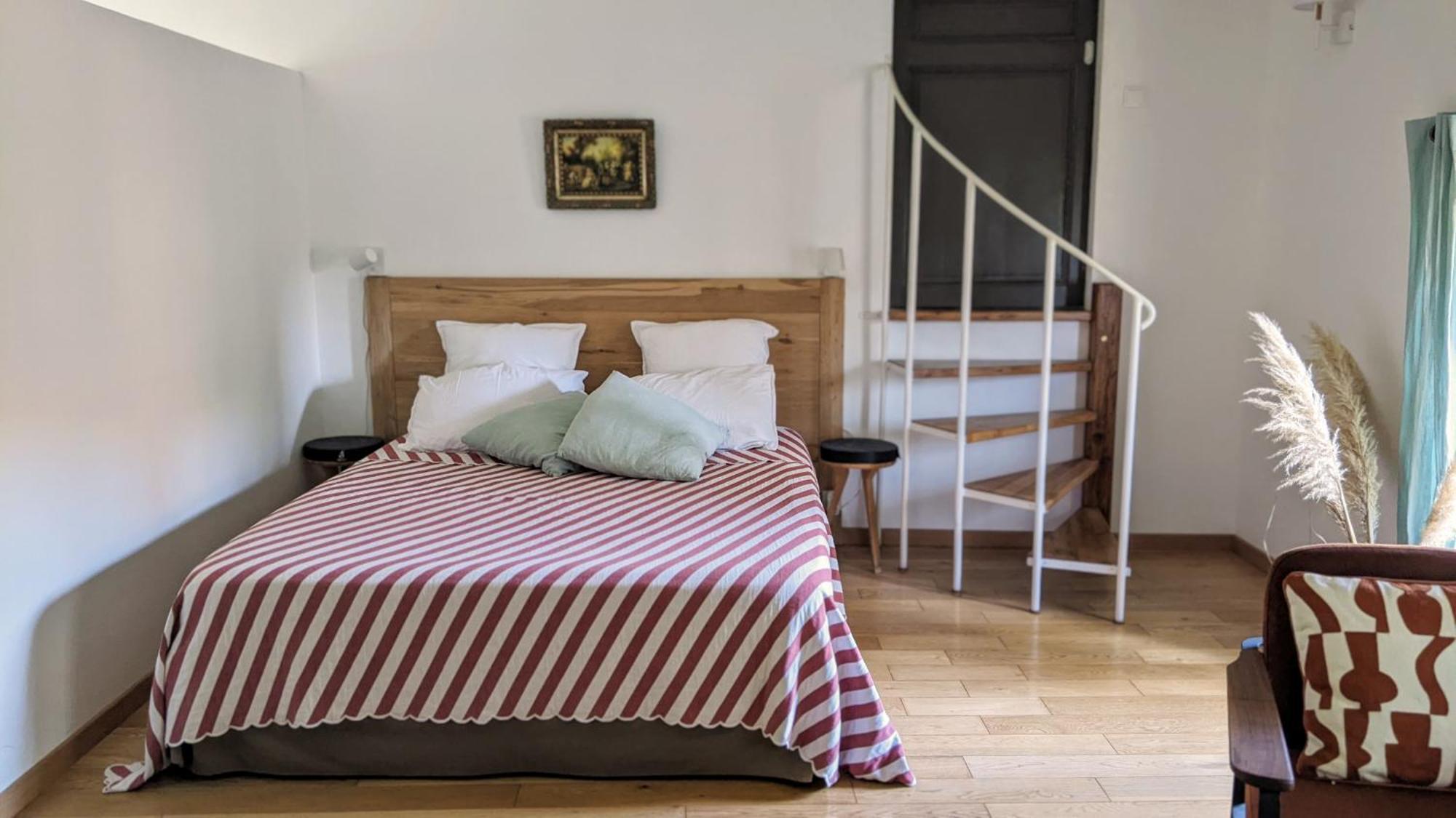 Le Clos Du Perret Chaussan Esterno foto